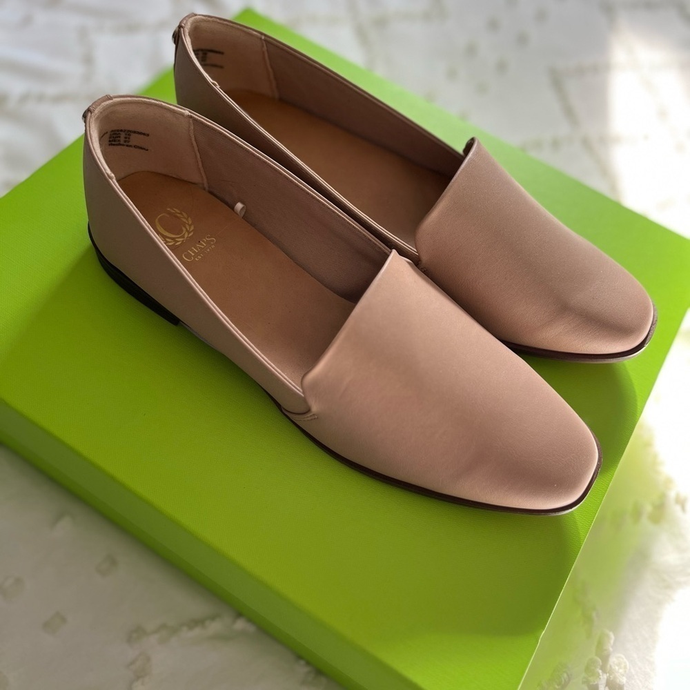 Chaps Women's Ameillia Faux Leather Loafers Size 10 NWOT Neutral Minimalist Chic - Picture 4 of 12